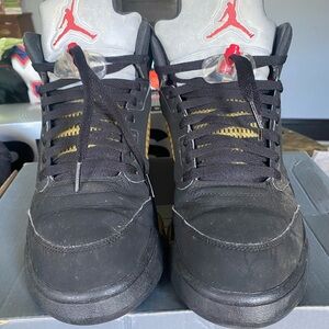 Jordan Retro OG Metallic 2016 Black and Red Sneakers for Ultimate Style